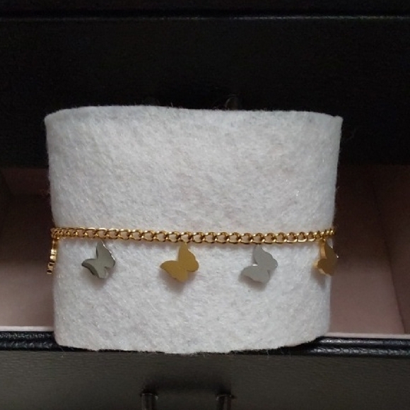 Gold and Silver Butterfly Charm Bracelet. - Picture 1 of 4